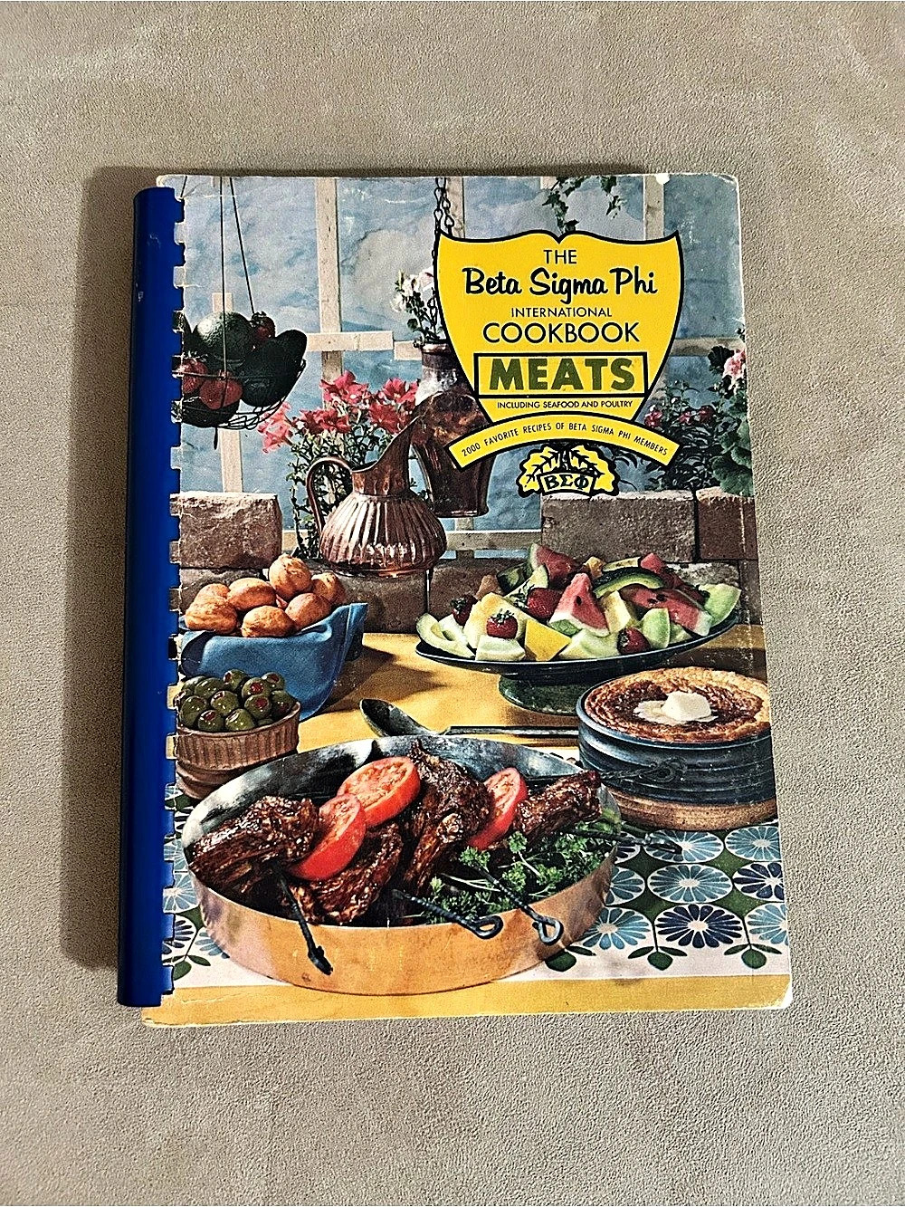 Vintage 1968 Beta Sigma Phi International Cookbook: Meats Spiral Bound